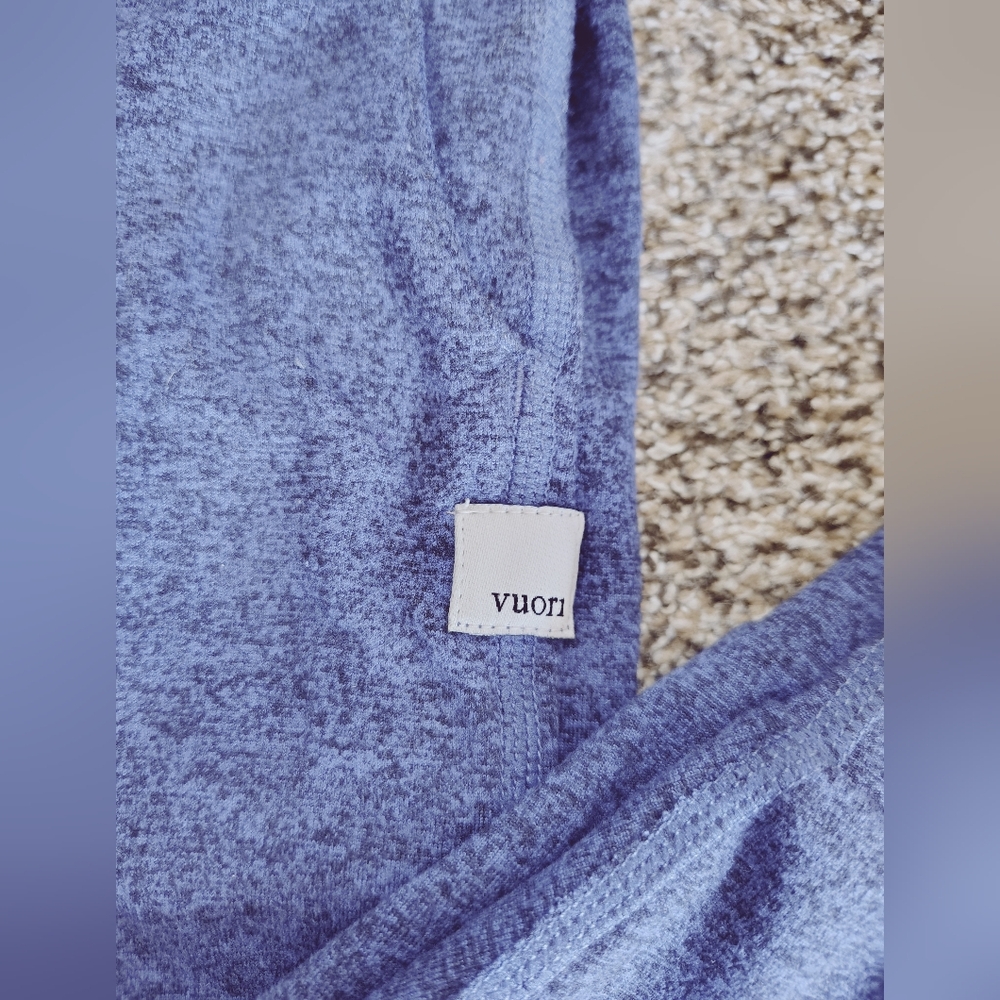 Vuori Joggers - Picture 2 of 4